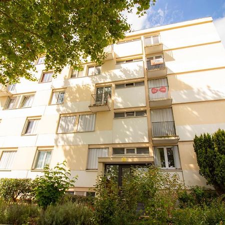 La Hearty Room Logement En Colocation 르 플레시-로뱅송 외부 사진